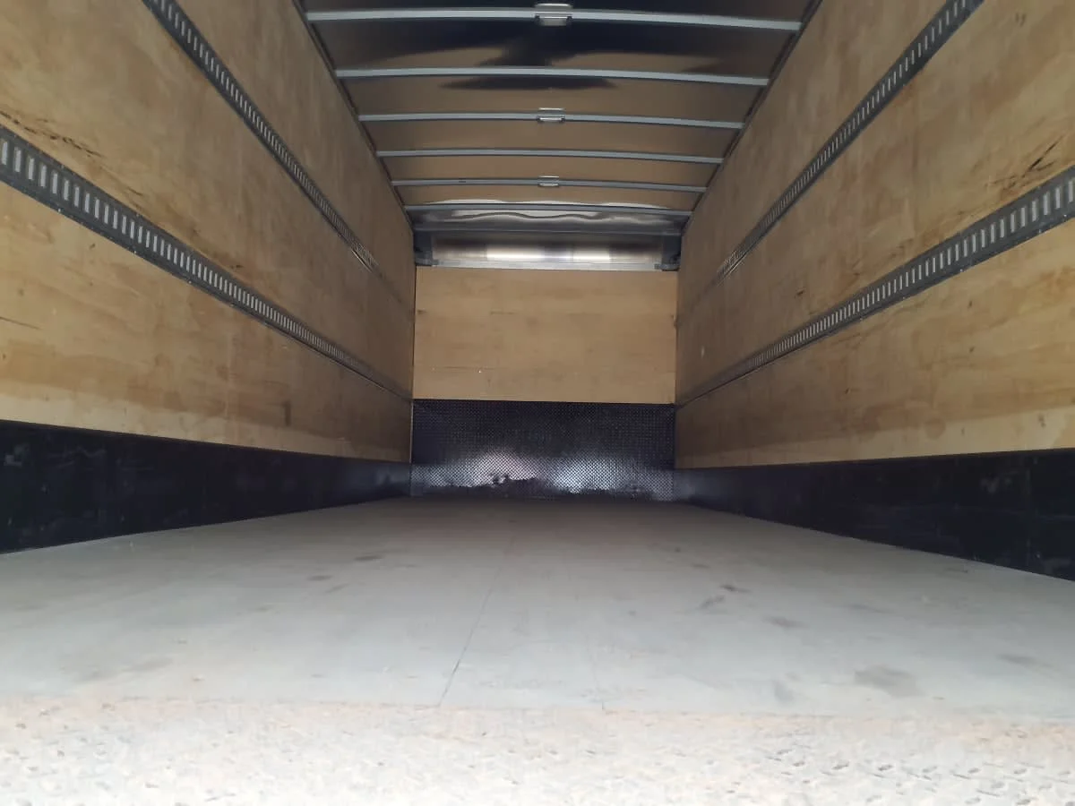 2020 Freightliner M2 106 in Oak Creek, WI — photo 8