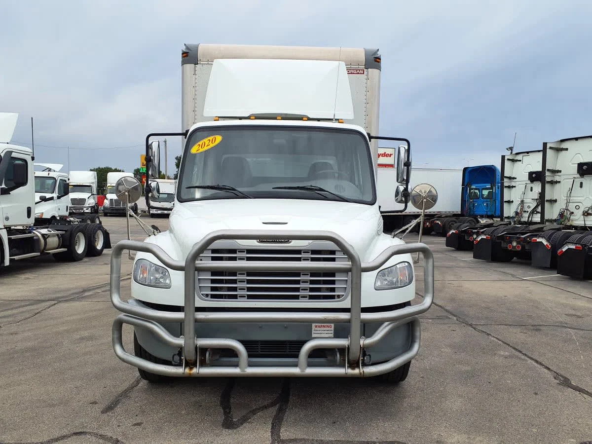 2020 Freightliner M2 106 in Oak Creek, WI — photo 2