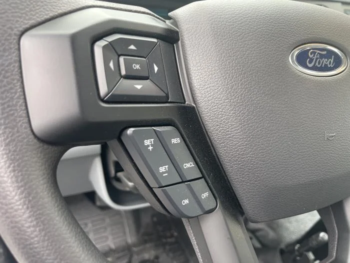 2027 Ford F-750 — photo 21