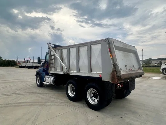 2021 Kenworth T880 in Fort Mill, SC — photo 4