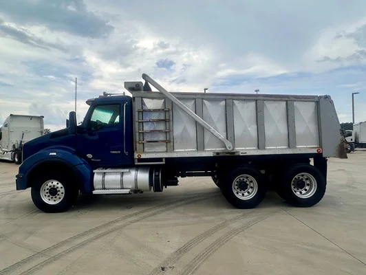 2021 Kenworth T880 in Fort Mill, SC — photo 3