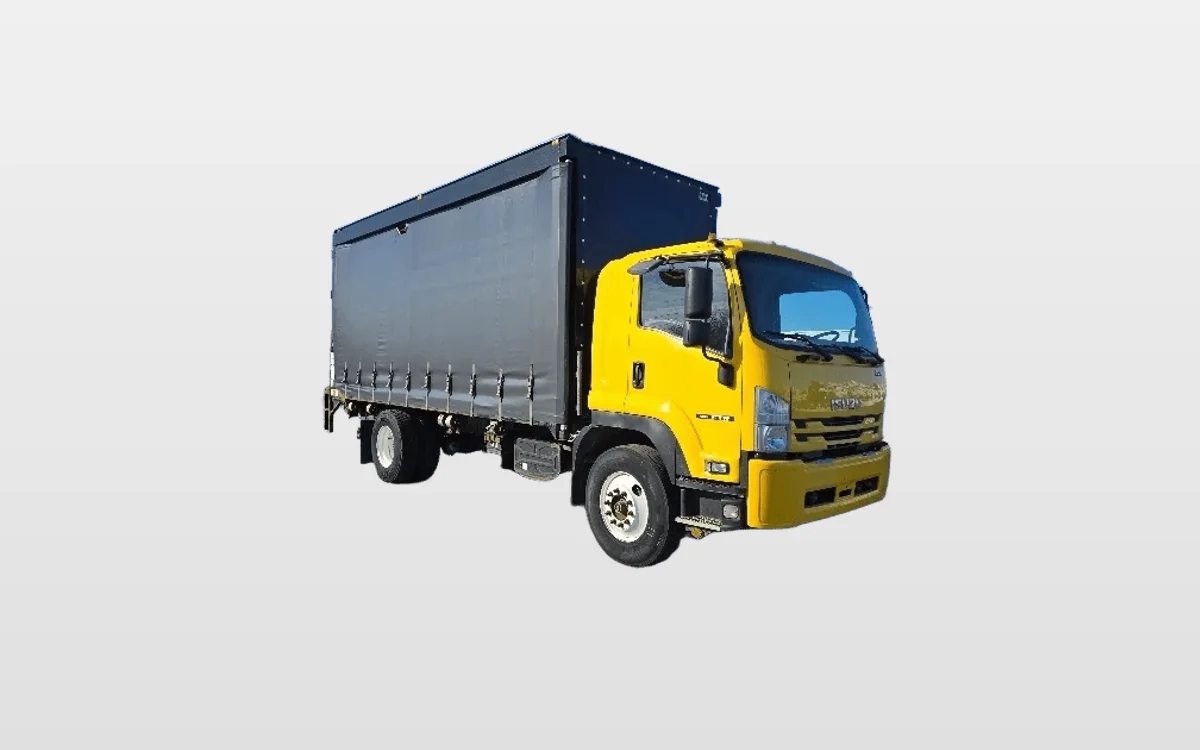 2018 Isuzu FTR - image 1