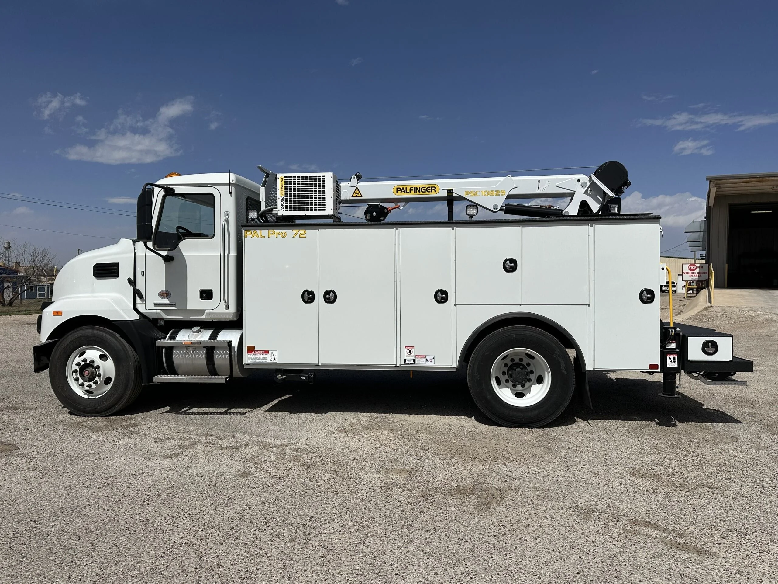 2025 Mack MD in Lubbock, TX — photo 3