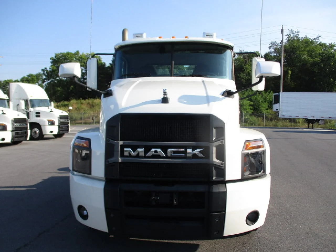 2019 Mack Anthem in Hagerstown, MD — photo 2