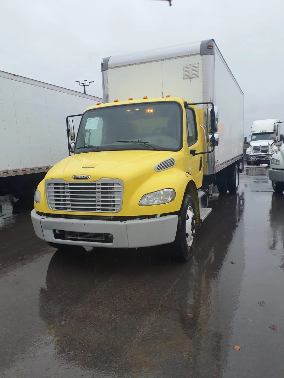 2016 Freightliner M2 106 in Bolingbrook, IL