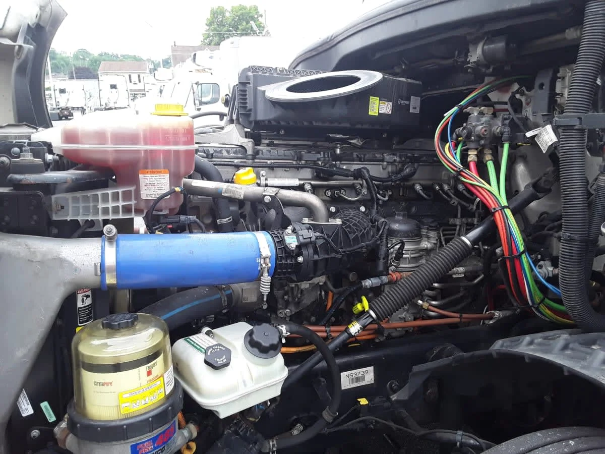 2023 Freightliner Cascadia in Allentown, PA — photo 9