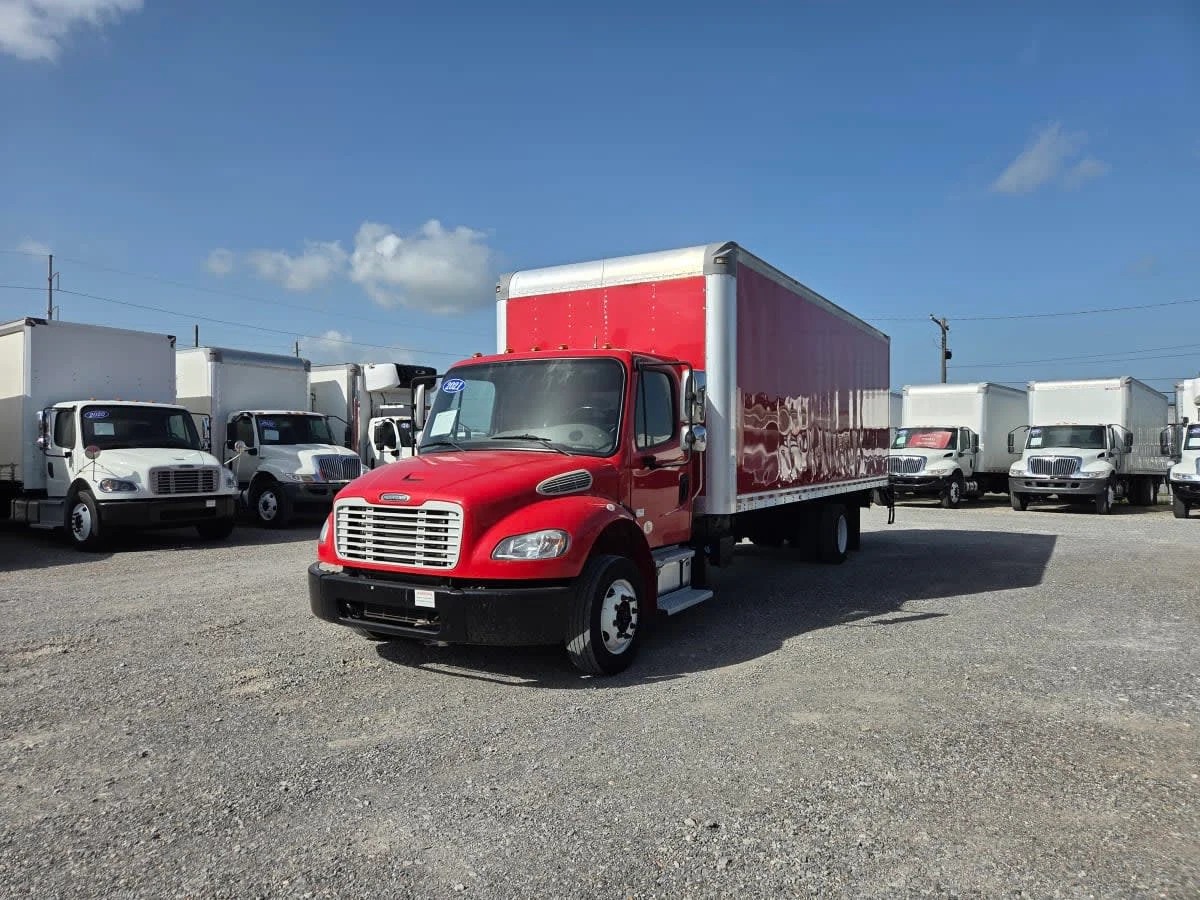 2021 Freightliner M2 106