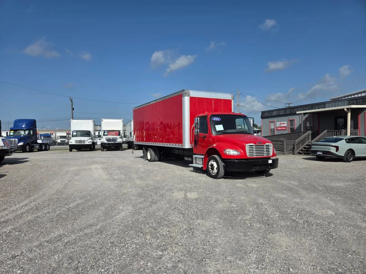 2021 Freightliner M2 106 in St. Rose, LA — photo 3