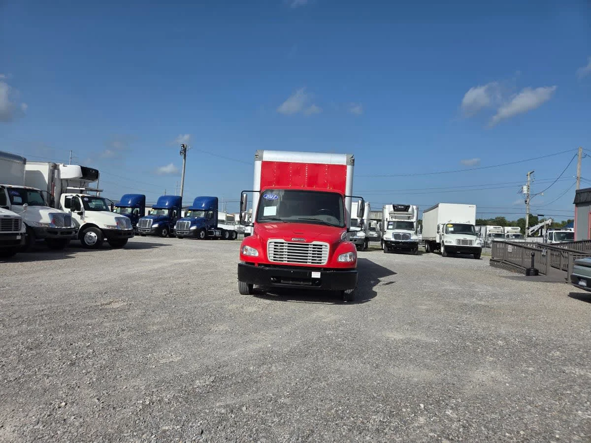 2021 Freightliner M2 106 in St. Rose, LA — photo 2