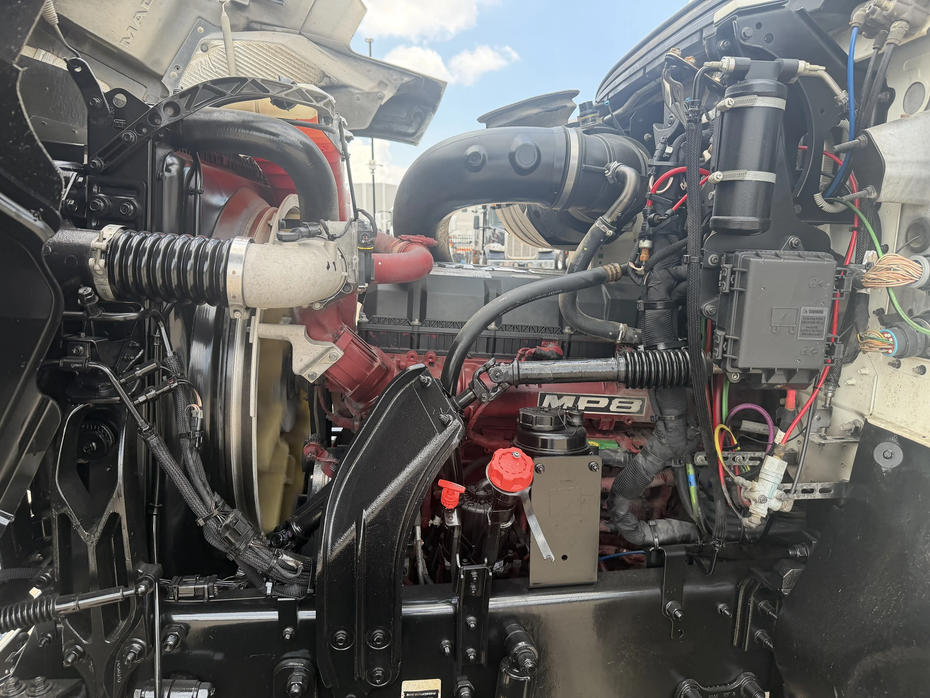 2020 Mack Pinnacle in Houston, TX — photo 20