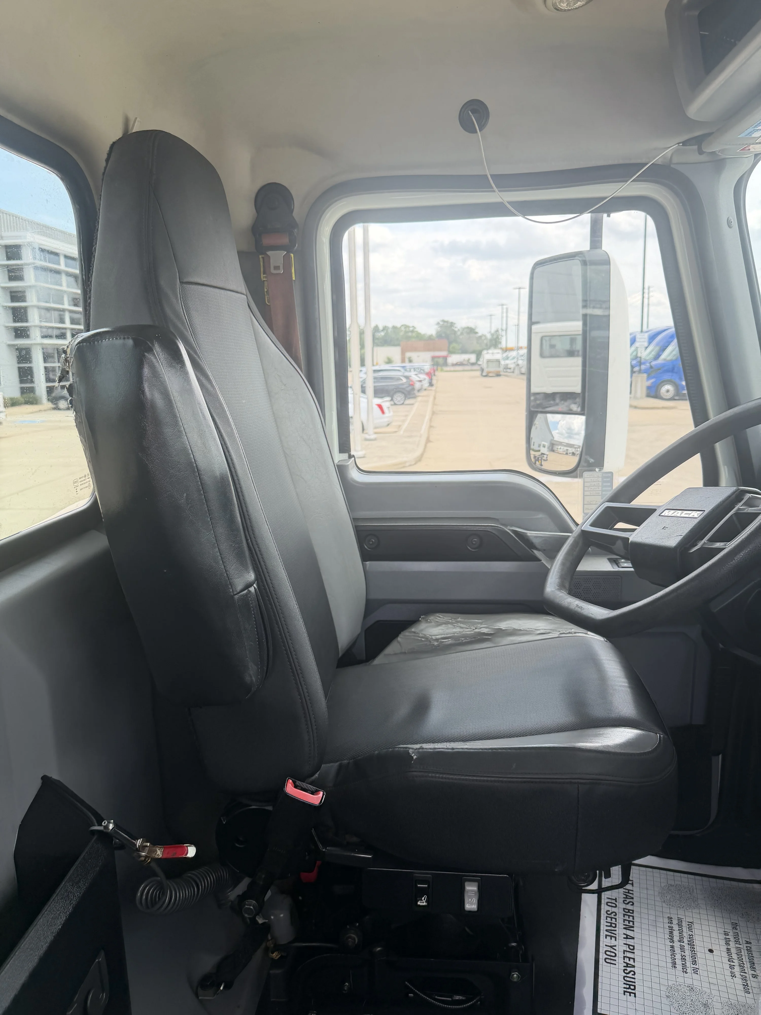2020 Mack Pinnacle in Houston, TX — photo 12