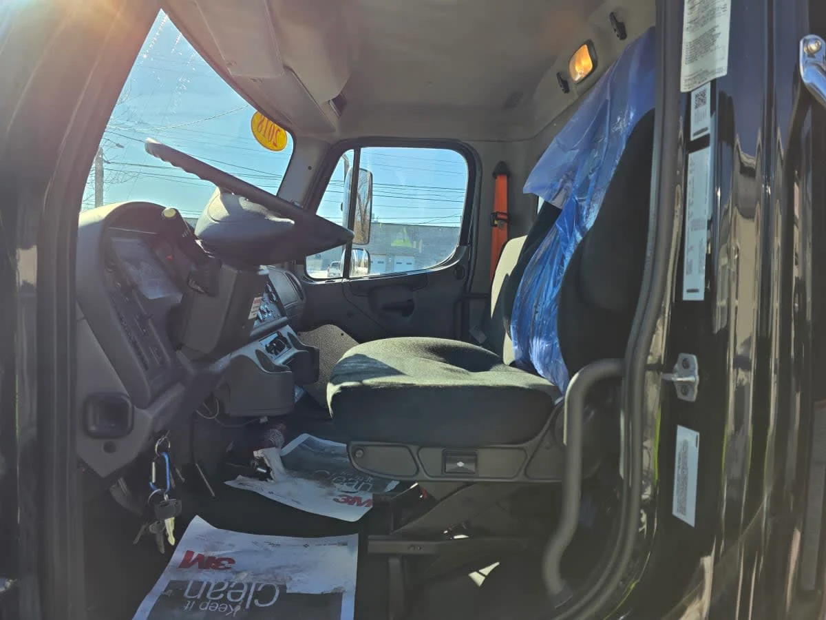 2018 Freightliner M2 106 in Bensalem, PA — photo 8