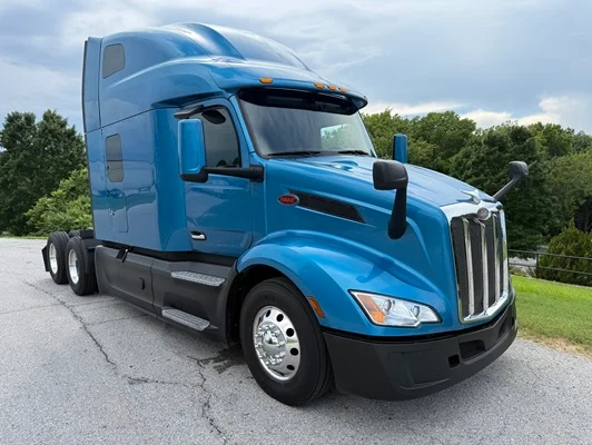 2022 Peterbilt 579