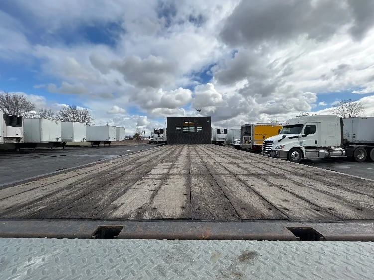 2020 Freightliner M2 106 in Fresno, CA — photo 8