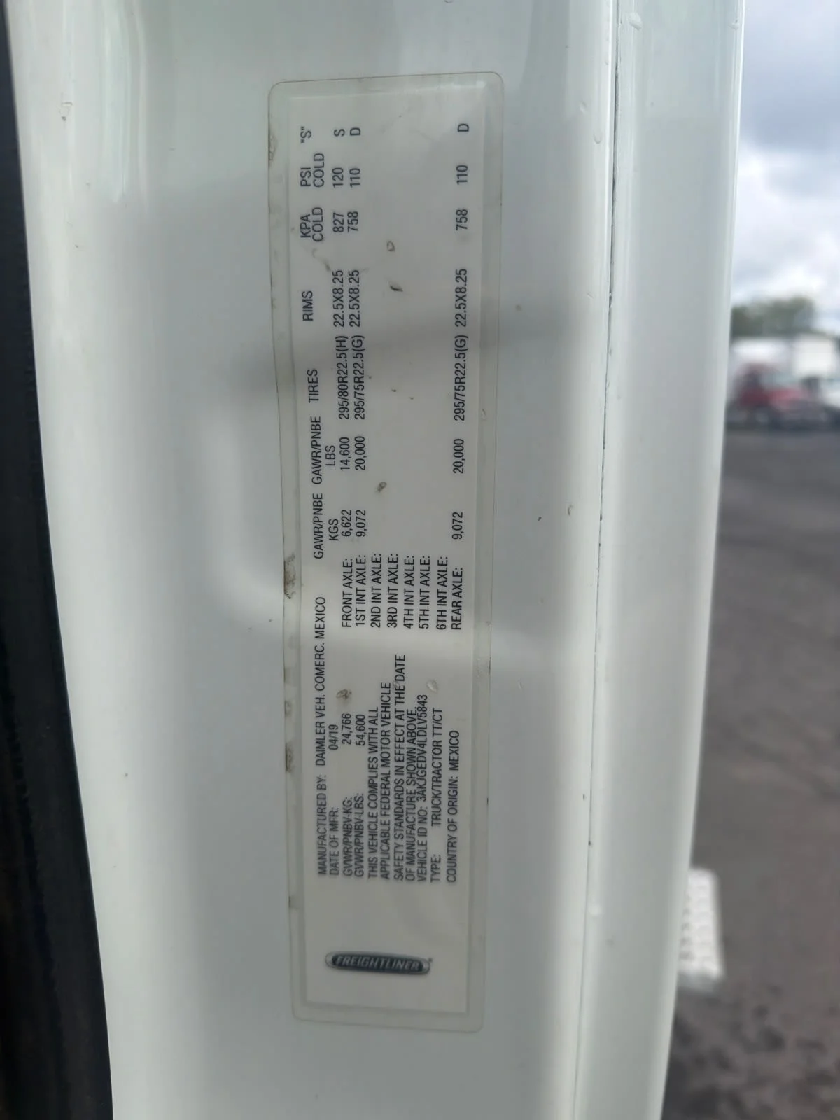2020 Freightliner Cascadia in Syracuse, NY — photo 9