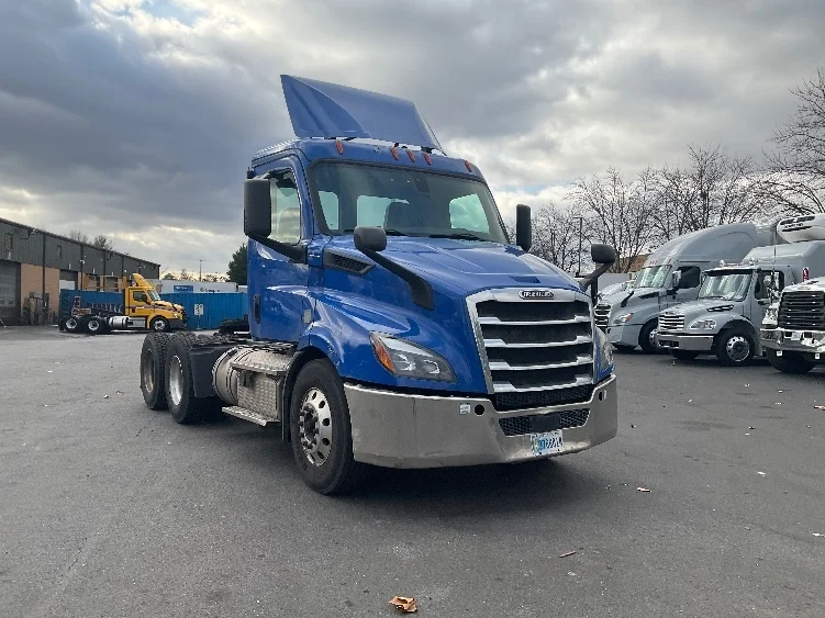 2019 Freightliner Cascadia in Capitol Heights, MD