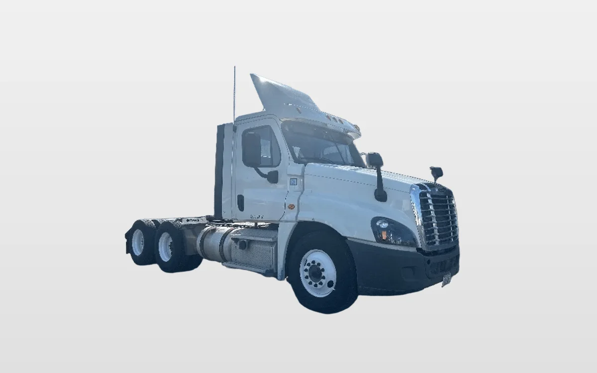 2018 Freightliner Cascadia - image 1