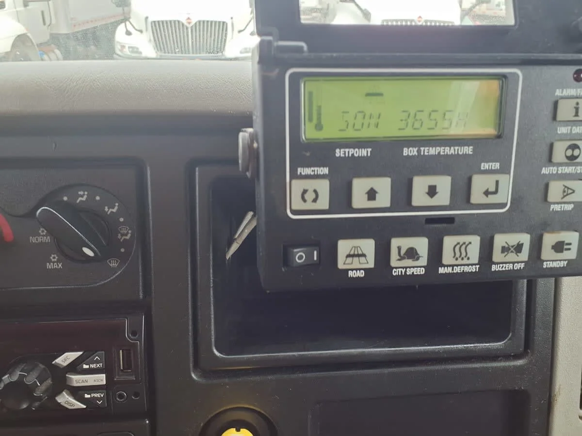 2018 International 4300 in Taylor, MI — photo 7