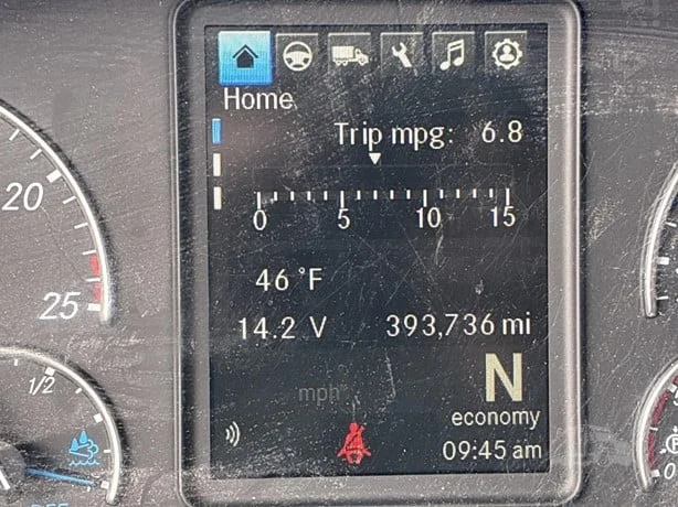 2022 Freightliner Cascadia in Billings, MT — photo 7