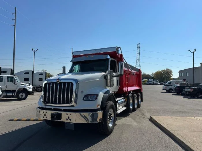 2026 International HX - image 2