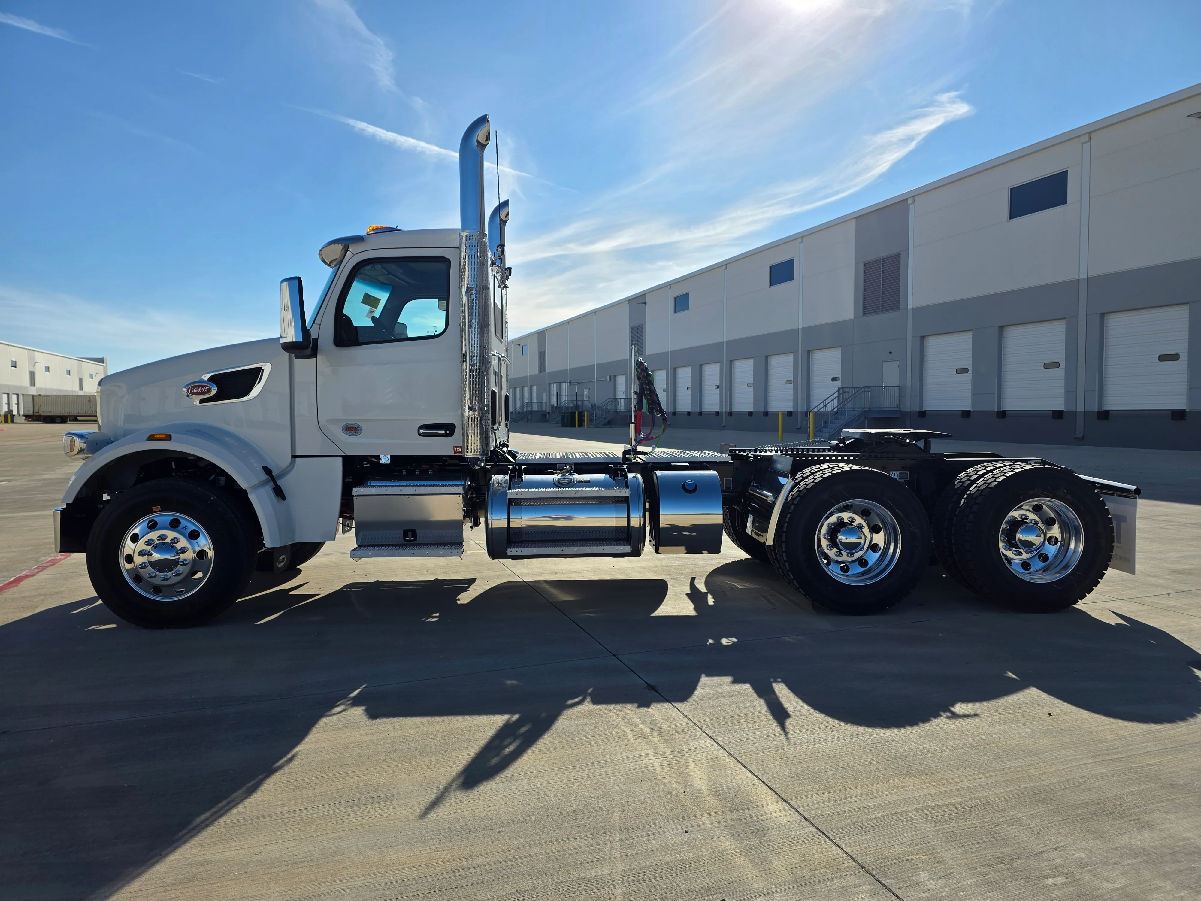 2027 Peterbilt 567 in Hattiesburg, MS — photo 2