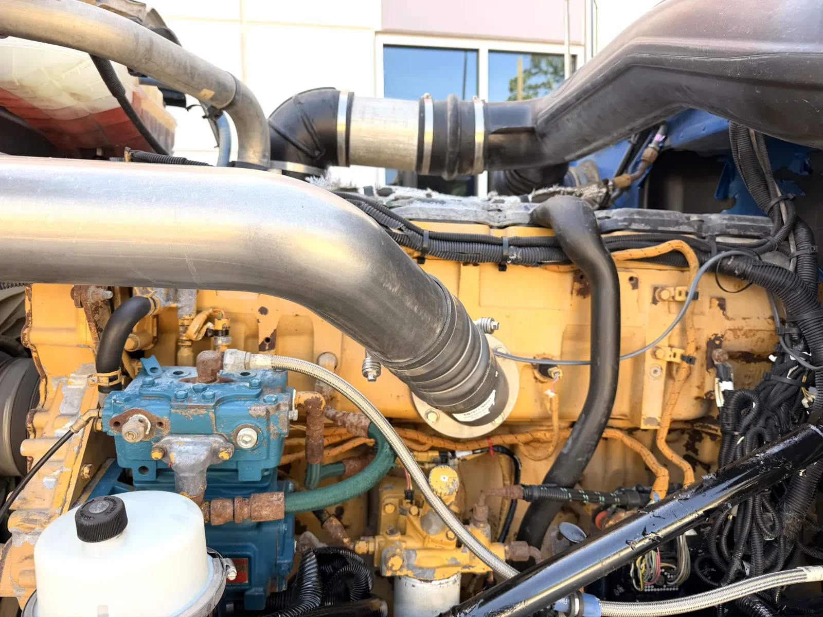 2016 Peterbilt 389 in Greer, SC — photo 12