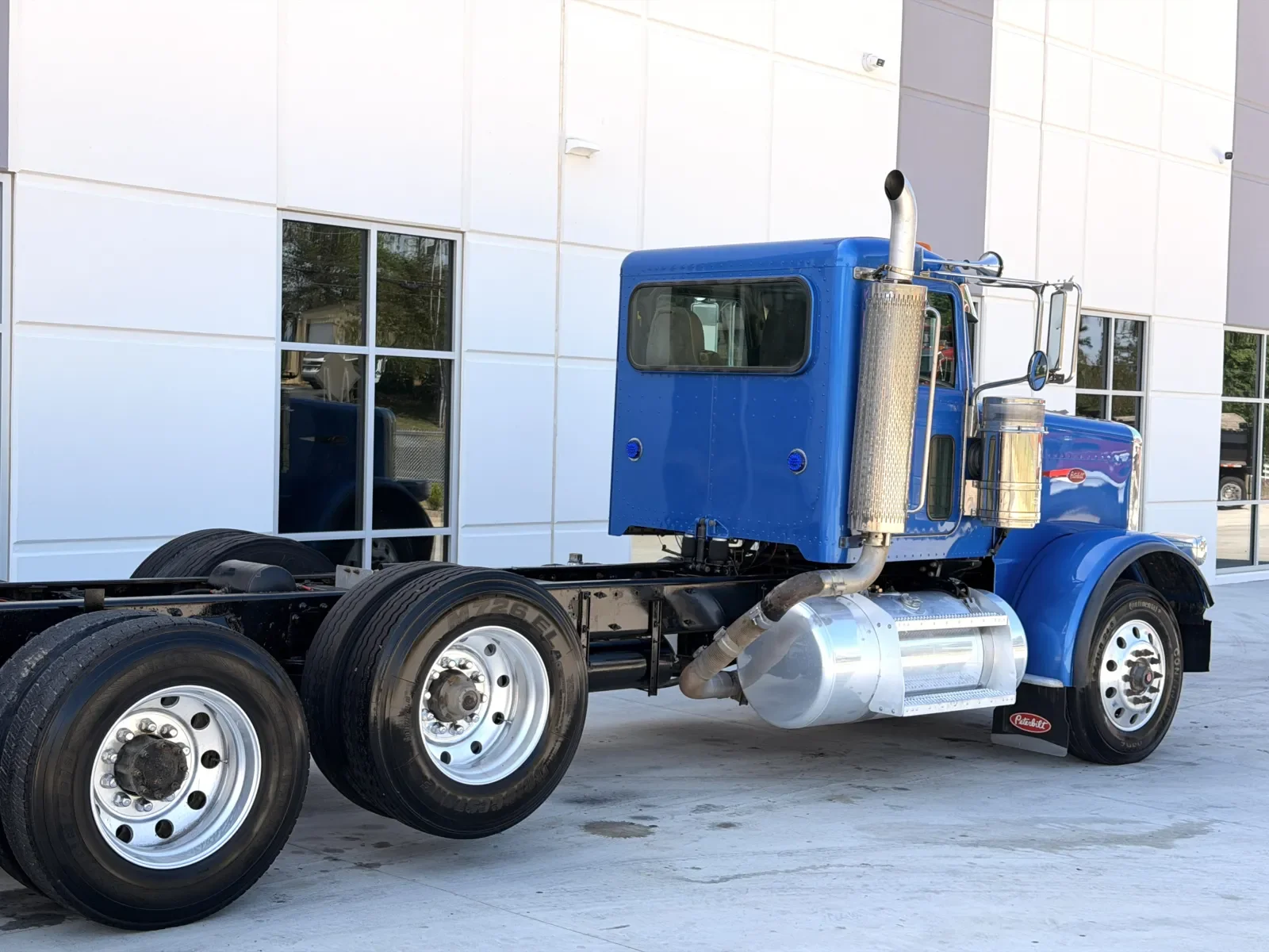 2016 Peterbilt 389 in Greer, SC — photo 7