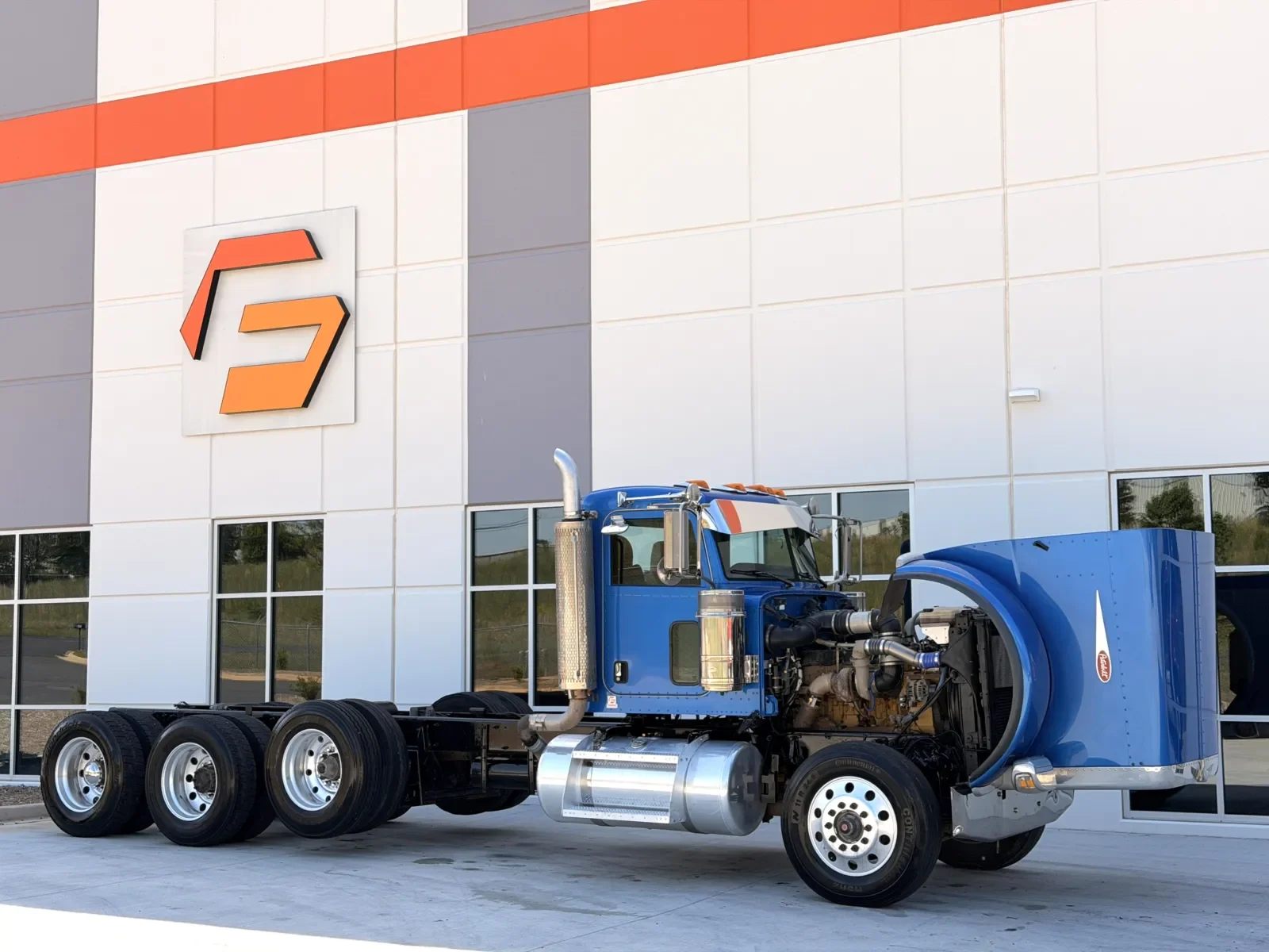 2016 Peterbilt 389 in Greer, SC — photo 9