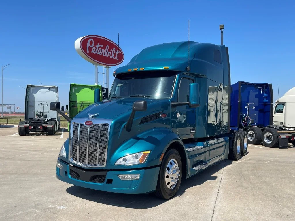 2022 Peterbilt 579 in Springfield, MO