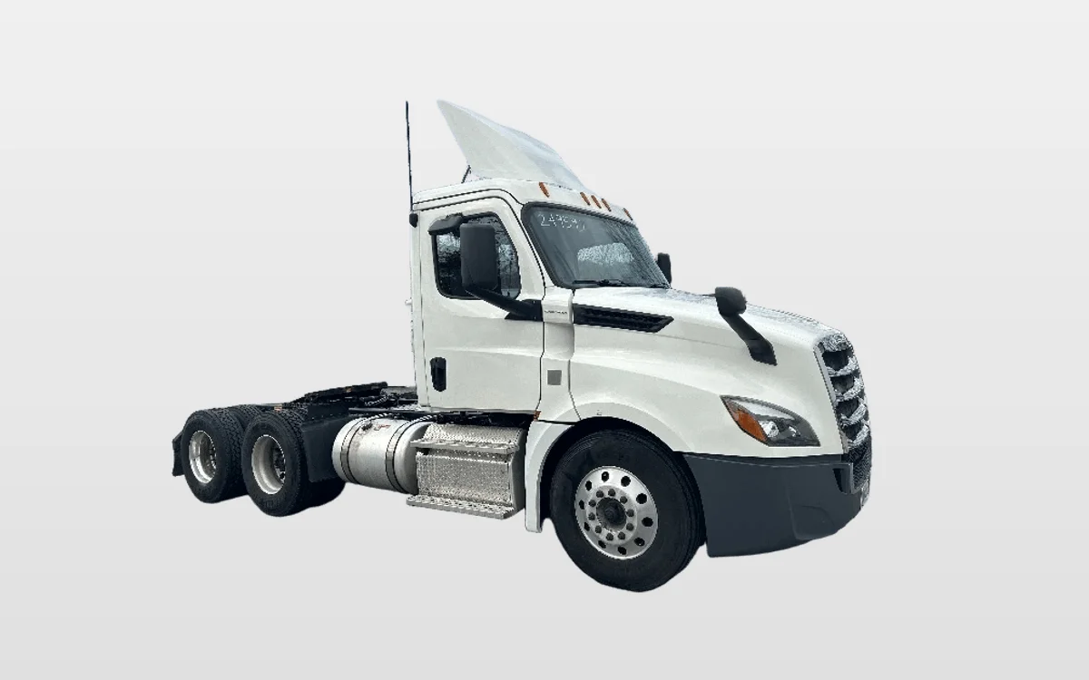2019 Freightliner - image 1