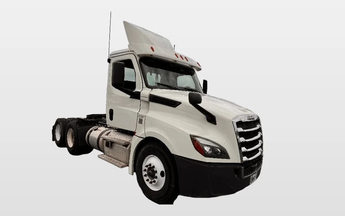2019 Freightliner - image 1