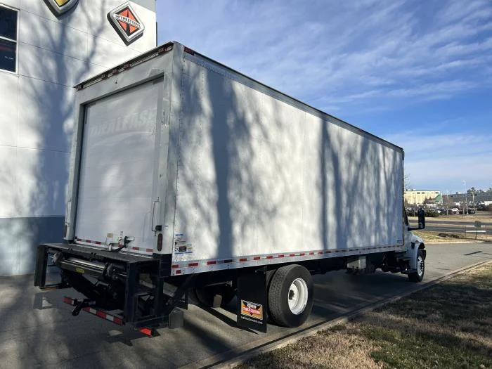 2022 International MV - image 9