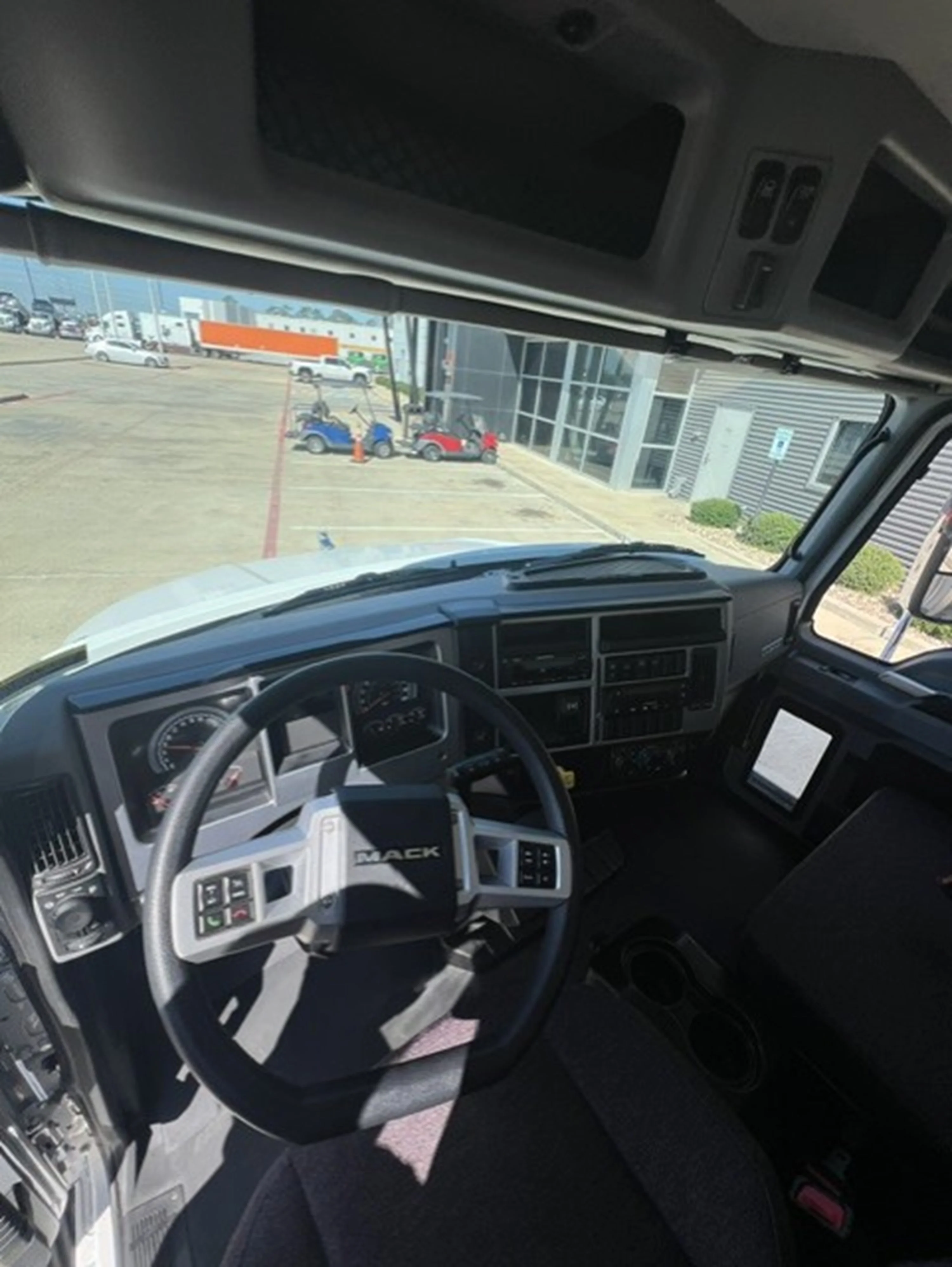 2026 Mack MD in Houston, TX — photo 8