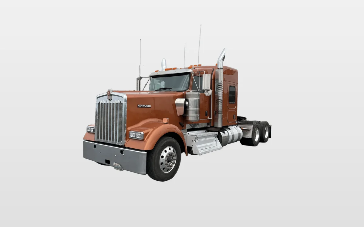 2023 Kenworth W900 - image 1