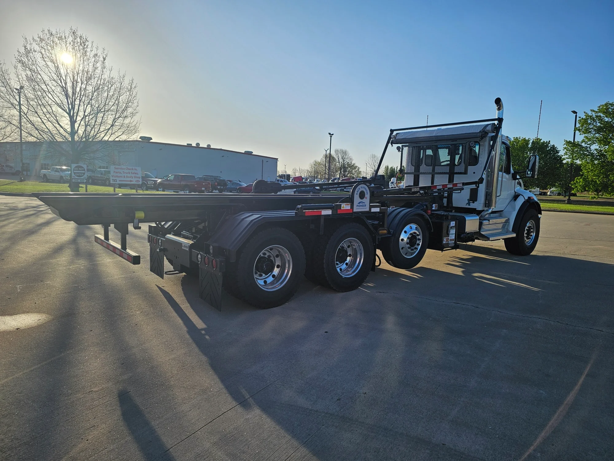 2025 Peterbilt 548 in Springfield, MO — photo 5