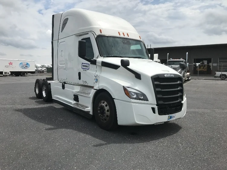 2022 Freightliner Cascadia in Greensboro, NC