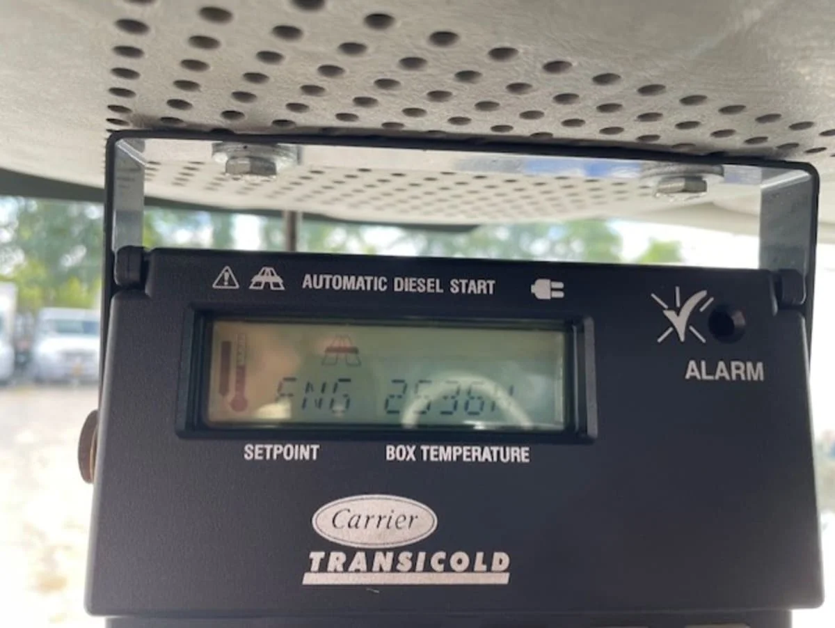 2016 International 4300 - image 12