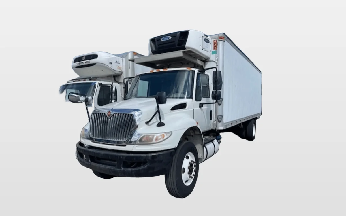 2016 International 4300 - image 1