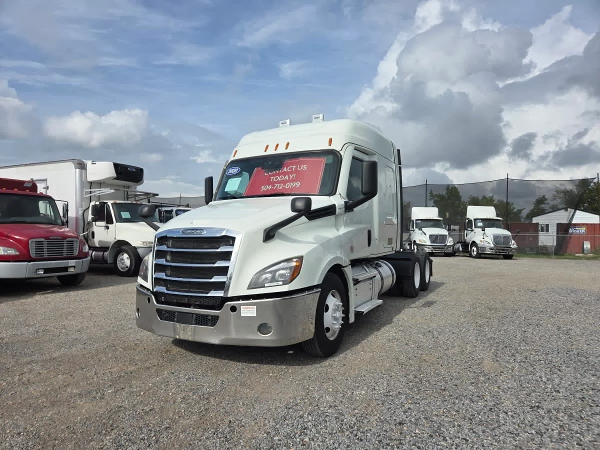 2020 Freightliner Cascadia in St. Rose, LA