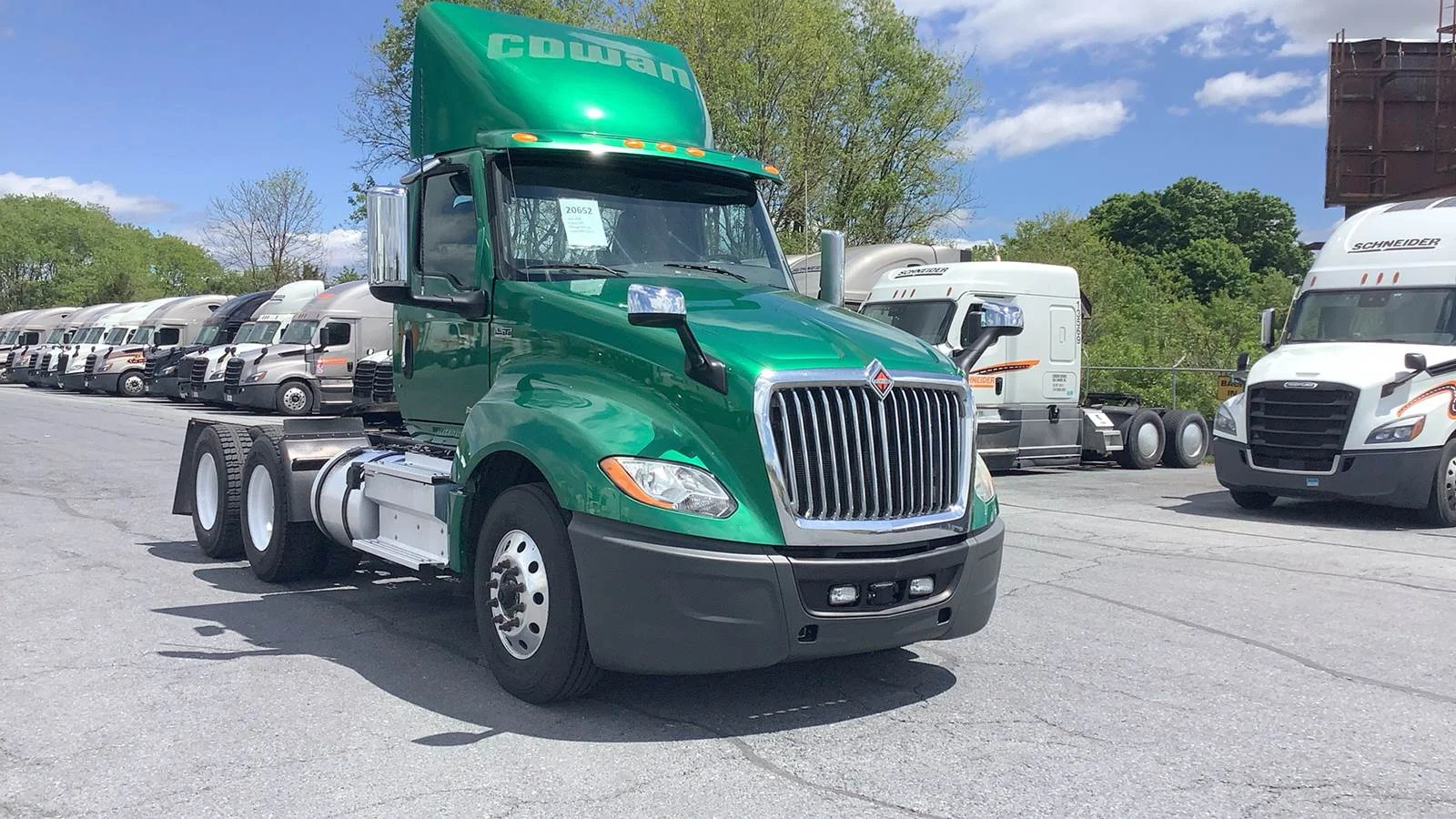 2020 International LT in Carlisle, PA