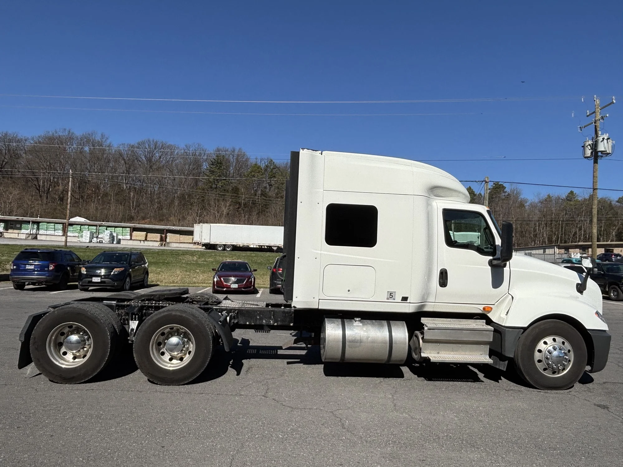 2020 International LT — photo 6