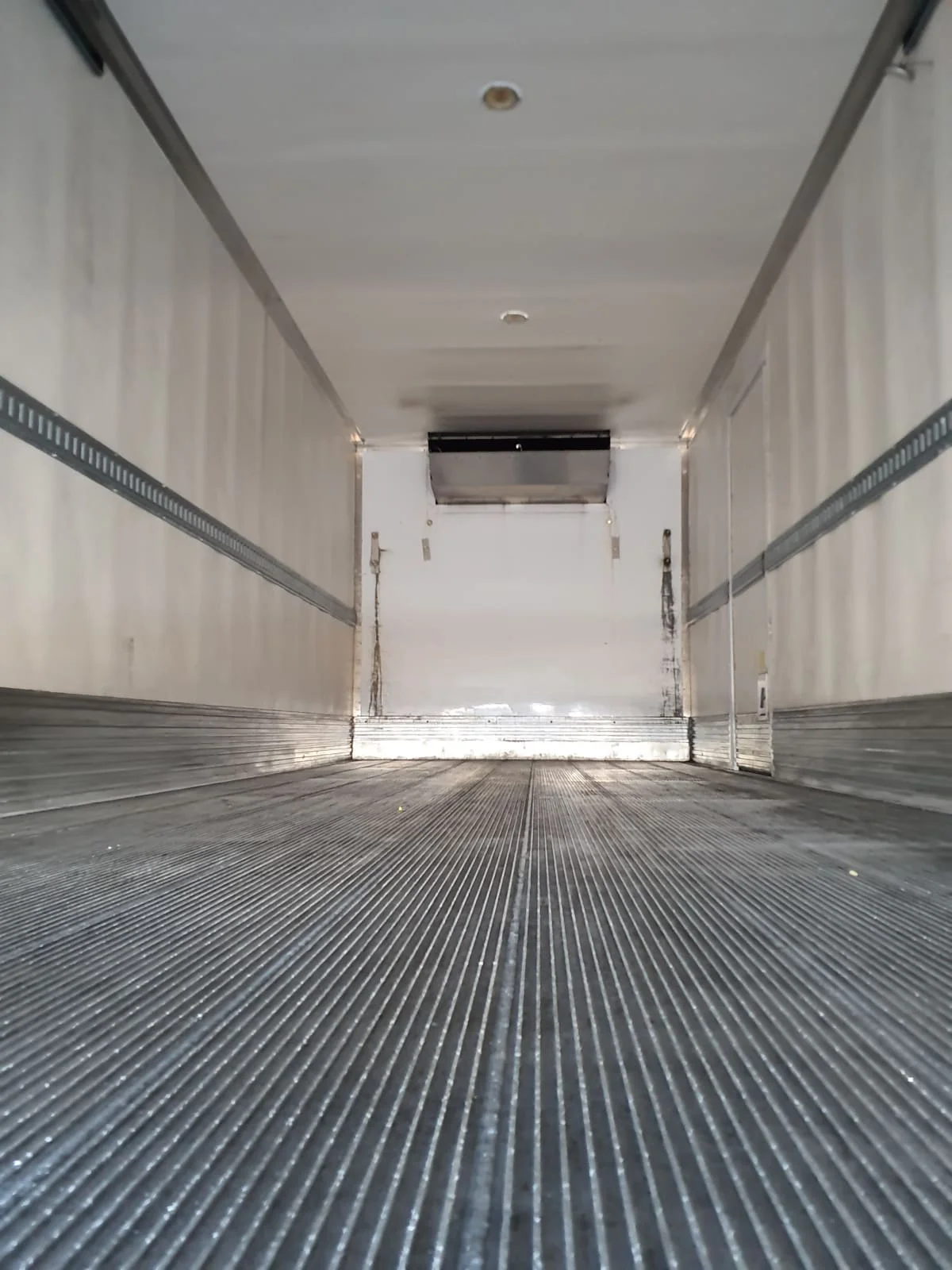 2018 Freightliner M2 106 - image 9