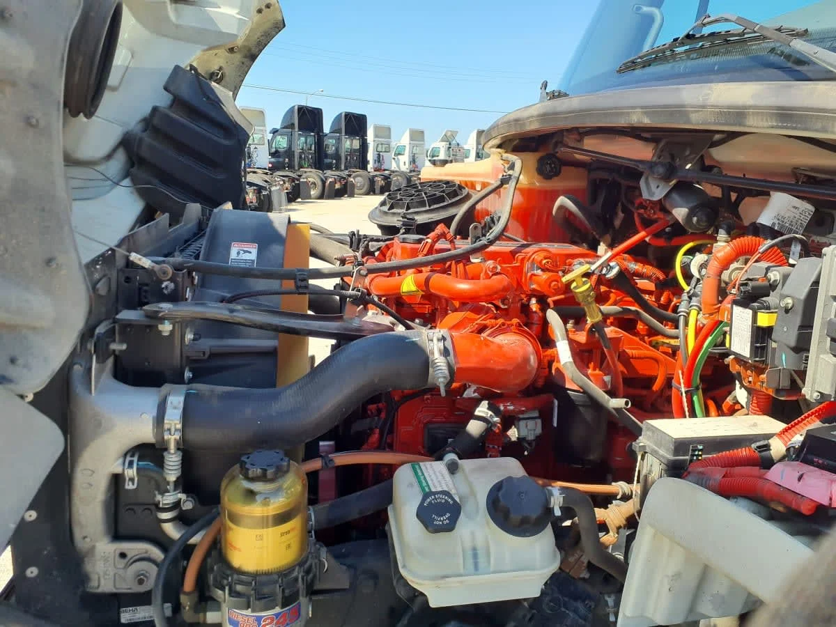 2018 Freightliner M2 106 - image 10