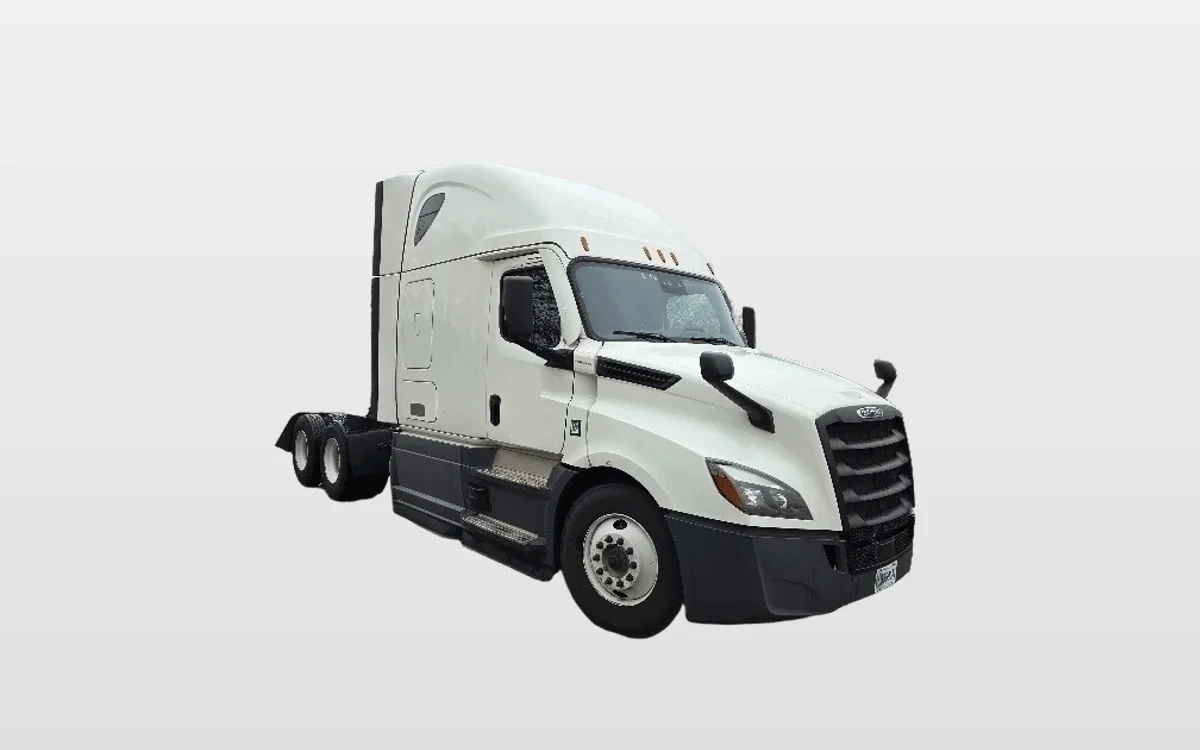 2023 Freightliner Cascadia - image 1