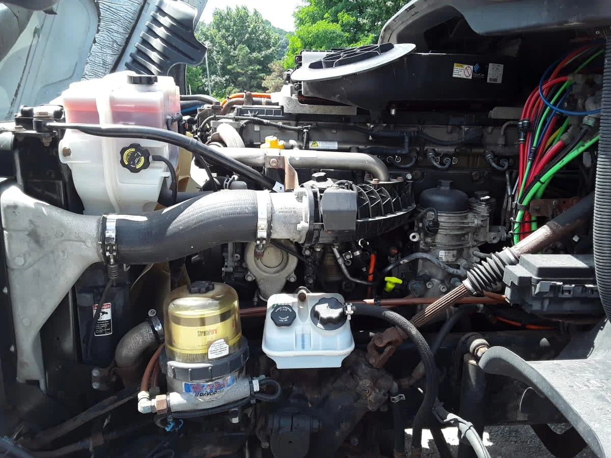 2018 Freightliner Cascadia in Pittsburgh, PA — photo 8