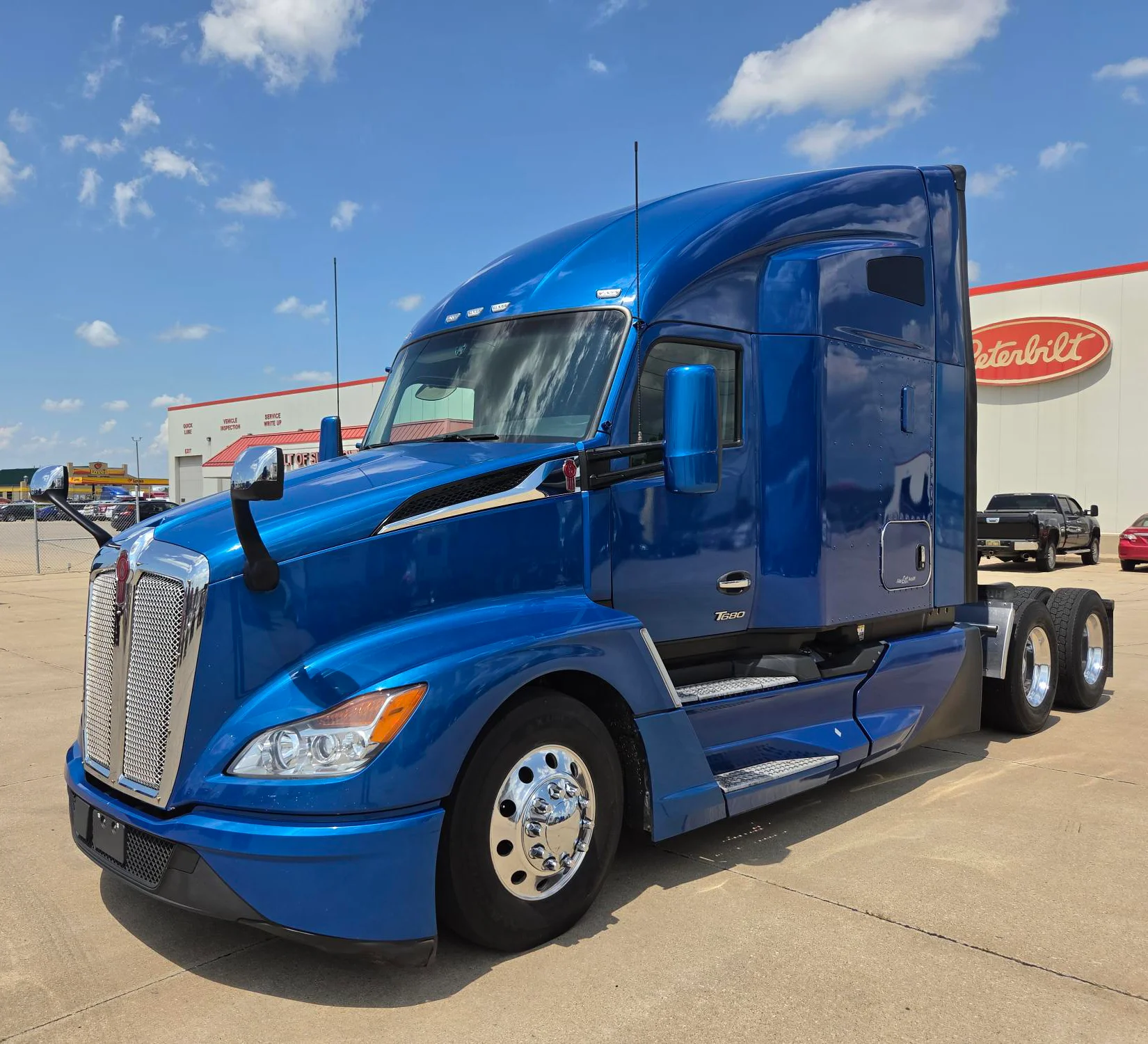 2023 Kenworth T680