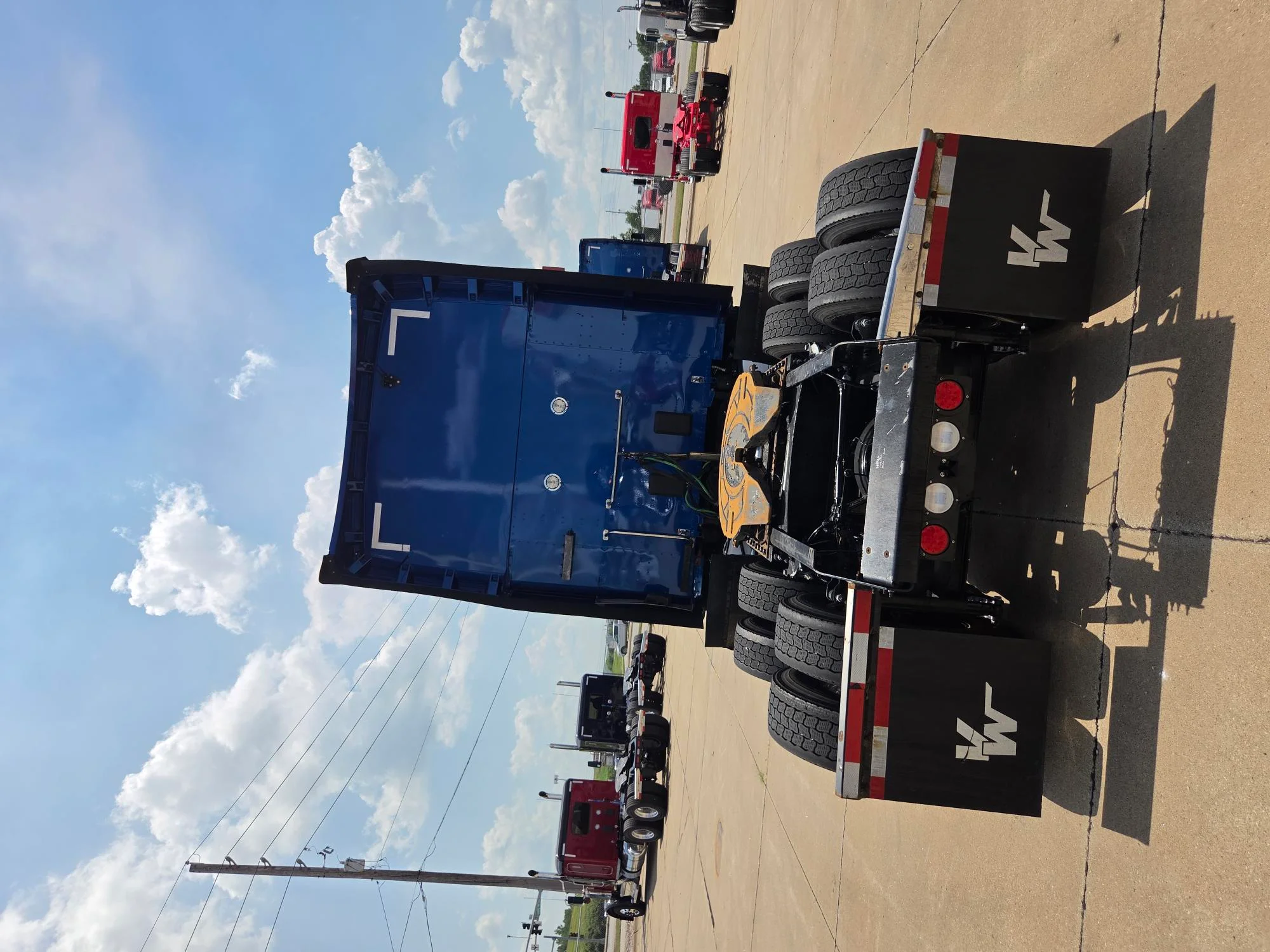 2023 Kenworth T680 in Des Moines, IA — photo 6