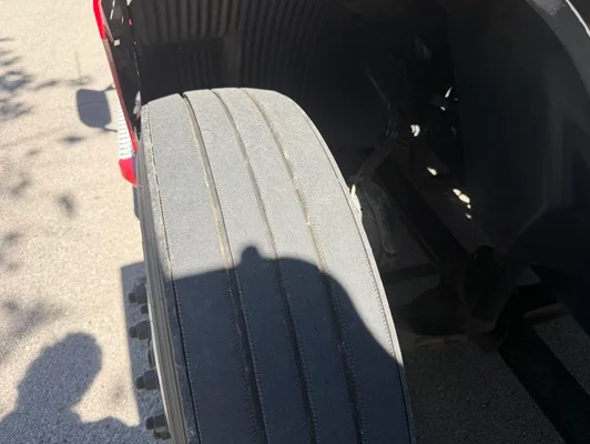 2022 Volvo VNL 760 in Nashville, TN — photo 13