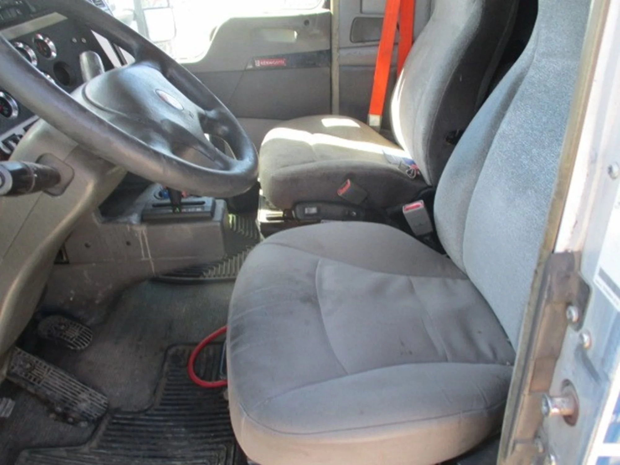 2015 Kenworth T660 in Pasco, WA — photo 6