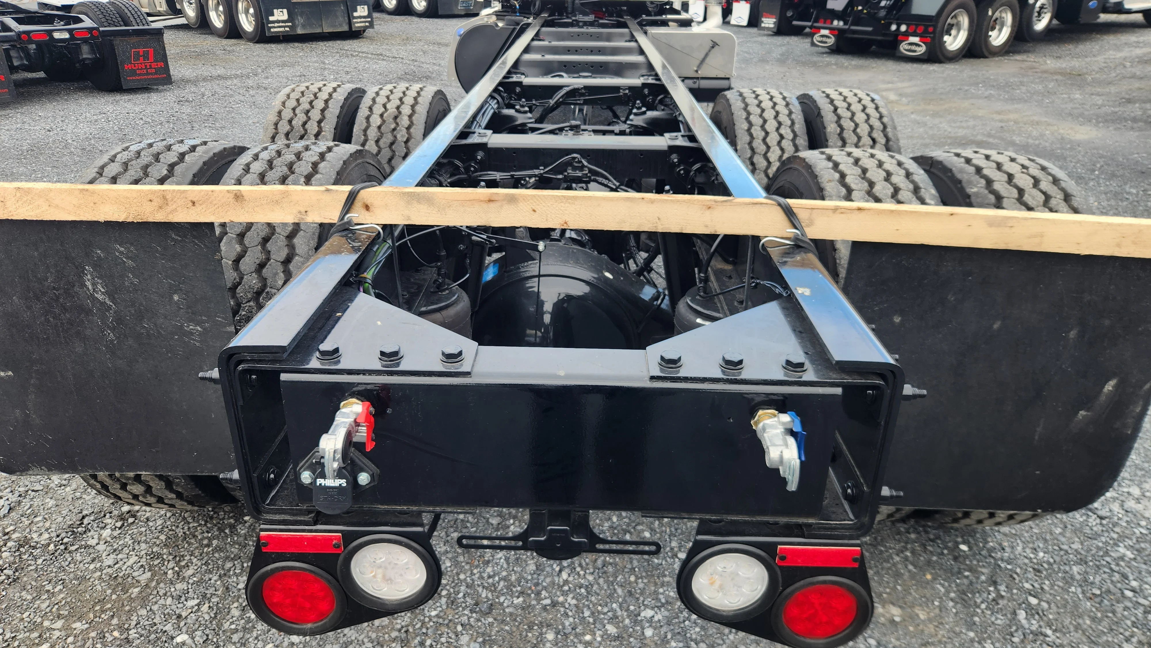 2026 Peterbilt 567 - image 16